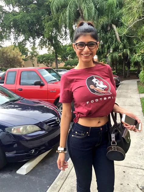 mia khalifs|Mia K. (@miakhalifa) Official